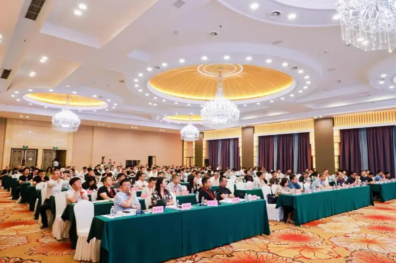 Công ty TNHH Máy Quangong tham gia Hội nghị trao đổi kỹ thuật về tận dụng toàn diện chất thải rắn làm từ than lần thứ 4